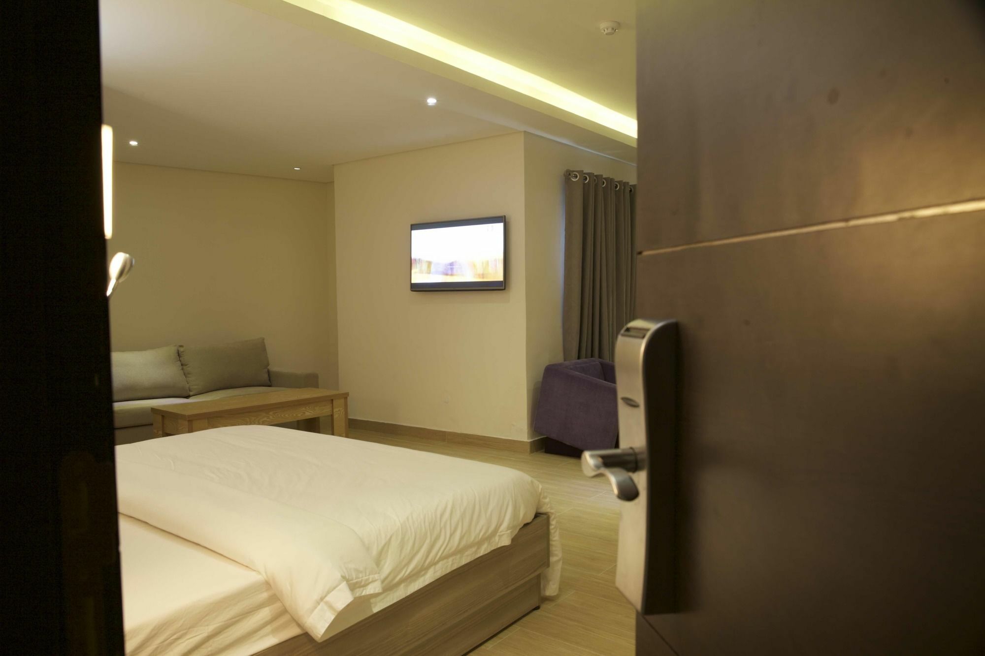 Scarlet Lodge Лаґос Екстер'єр фото